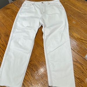 Y2K Urban Outfitters BDG high-rise Mom Jeans.  Ecru w/tan topstitch. Size 32
